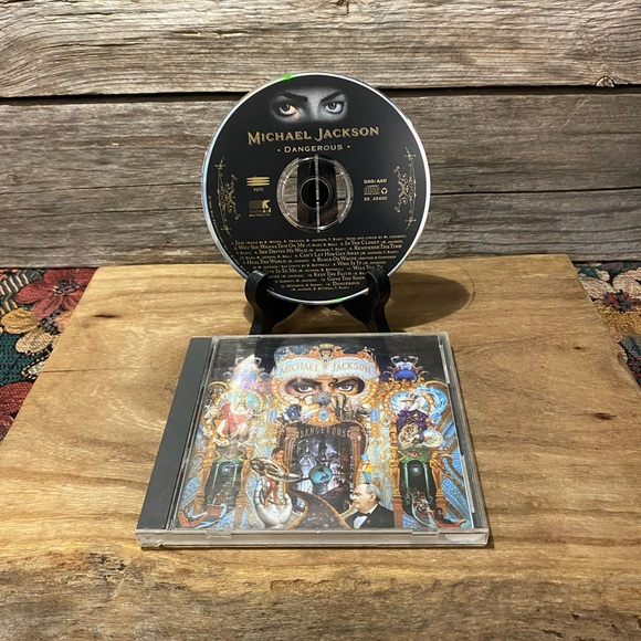 😎🎶 6 for $19 🎶😎 Music CD - Picture 2 of 3